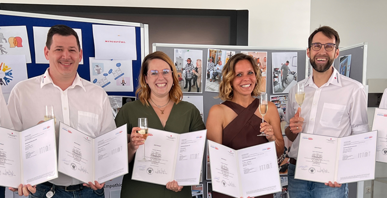 Bild: Abschlus Non Profit Management Basic 2023 Bild: Abschlus Non Profit Management Basic 2023
